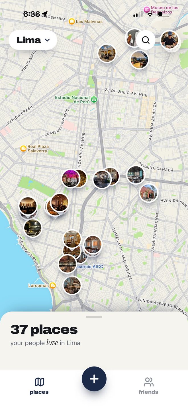 The Comme map: restaurants your friends recommend, pinned around you, with a list you drag up